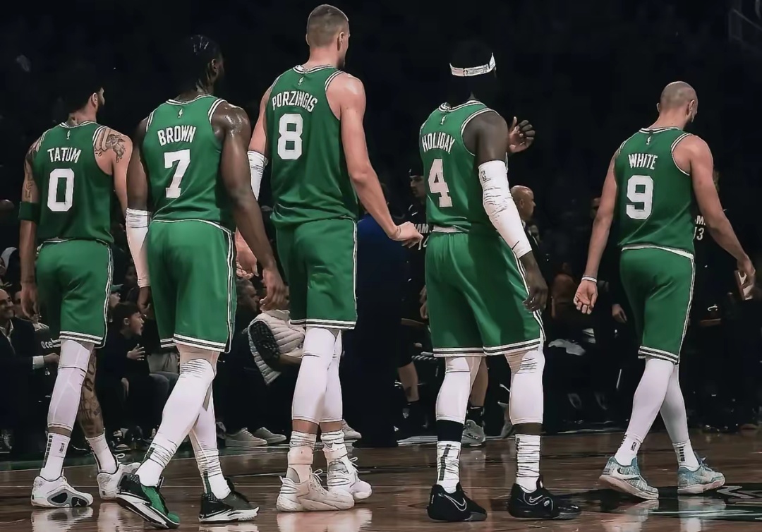 关于凯尔特人队两大核心伤愈回归，球队迎来转机的信息