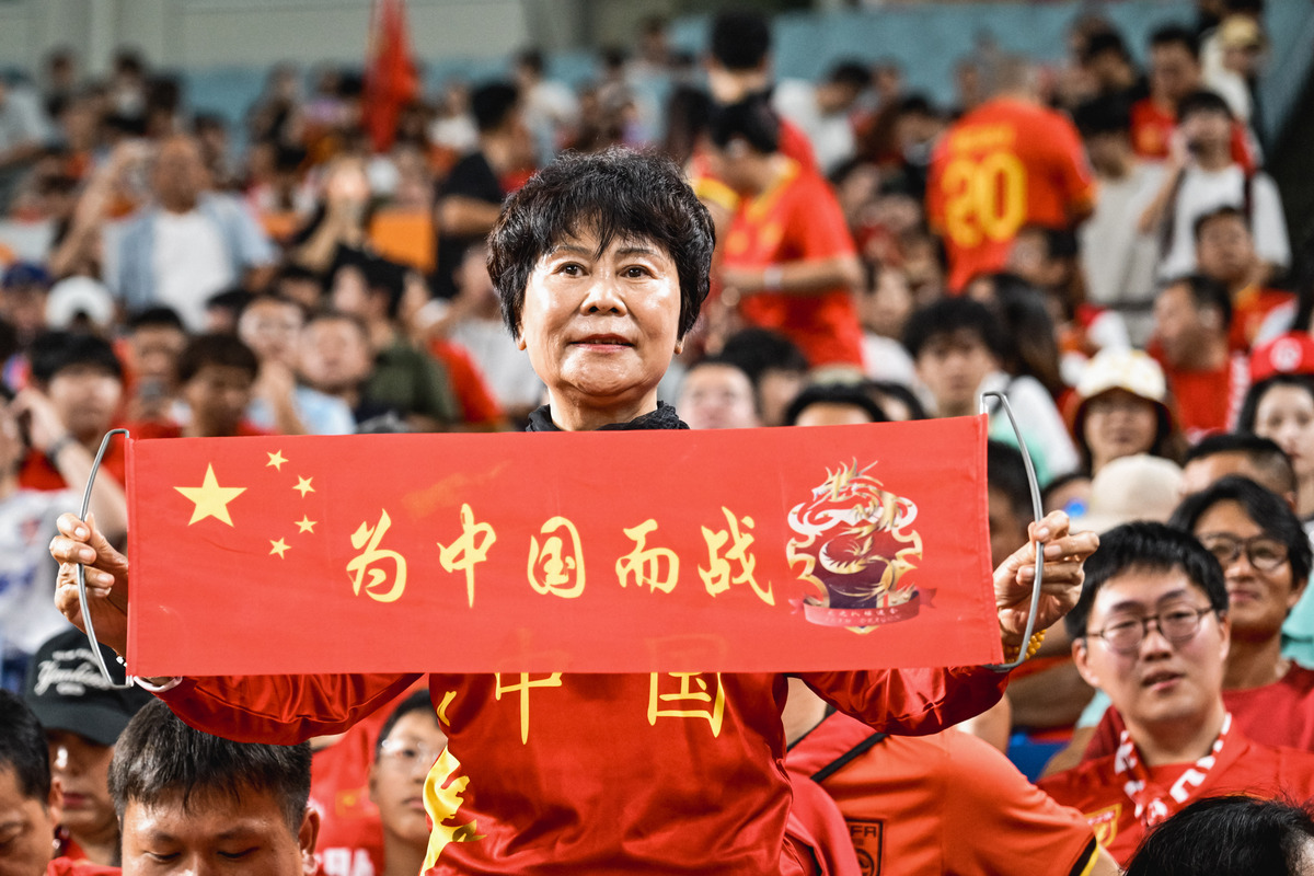 国内强队在亚冠比赛中获得胜利！